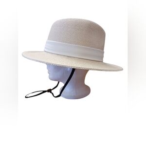 Furtalk NWT Paper Hat Cream And Black OS